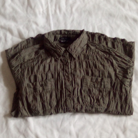 Dark Green Unique Spectrum - Picture 3 of 4